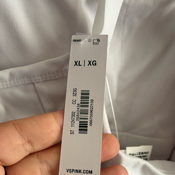 🆕Victoria's Secret PINK White Ultimate Active Dress XL🆕 - Picture 7 of 16